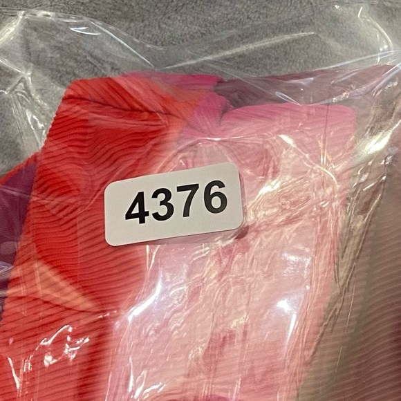 New! Beach Riot Joyce swimsuit be mine colorblock 24376 - Picture 8 of 8